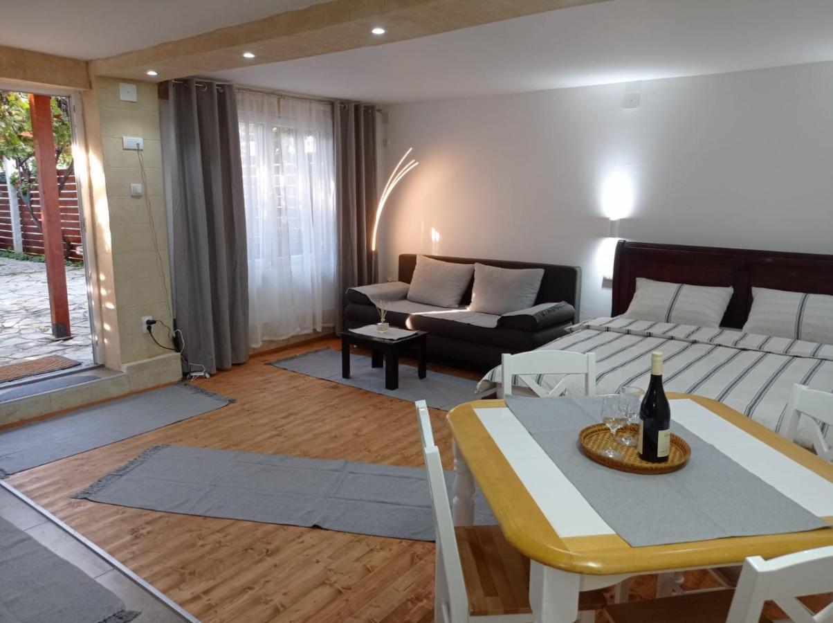 Meda Apartment Belgrad Exteriör bild