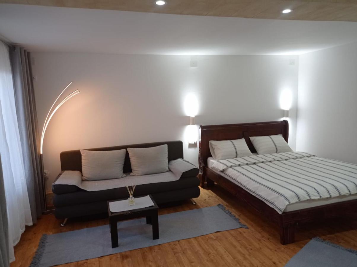 Meda Apartment Belgrad Exteriör bild