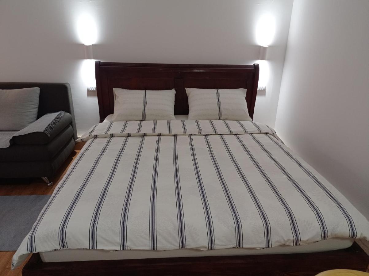 Meda Apartment Belgrad Exteriör bild
